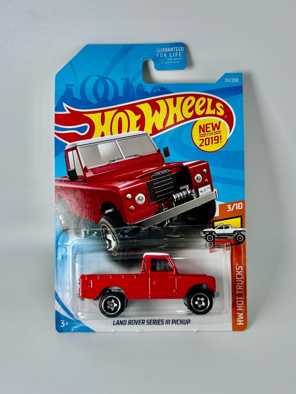 Hot Wheels 2019 HW Hot Trucks 3/10 Land Rover Series III Pickup Red 111/250 NEW
